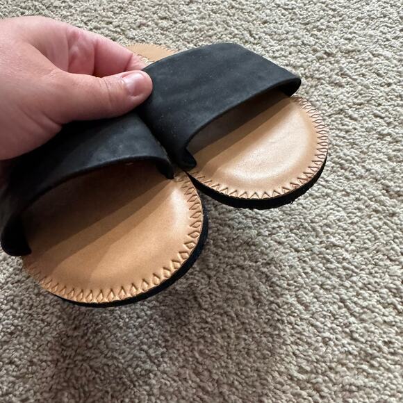 Volcom Women's Simple Slides Open Toe Sandals Size 6 w/ Black Leather Band - Picture 3 of 11